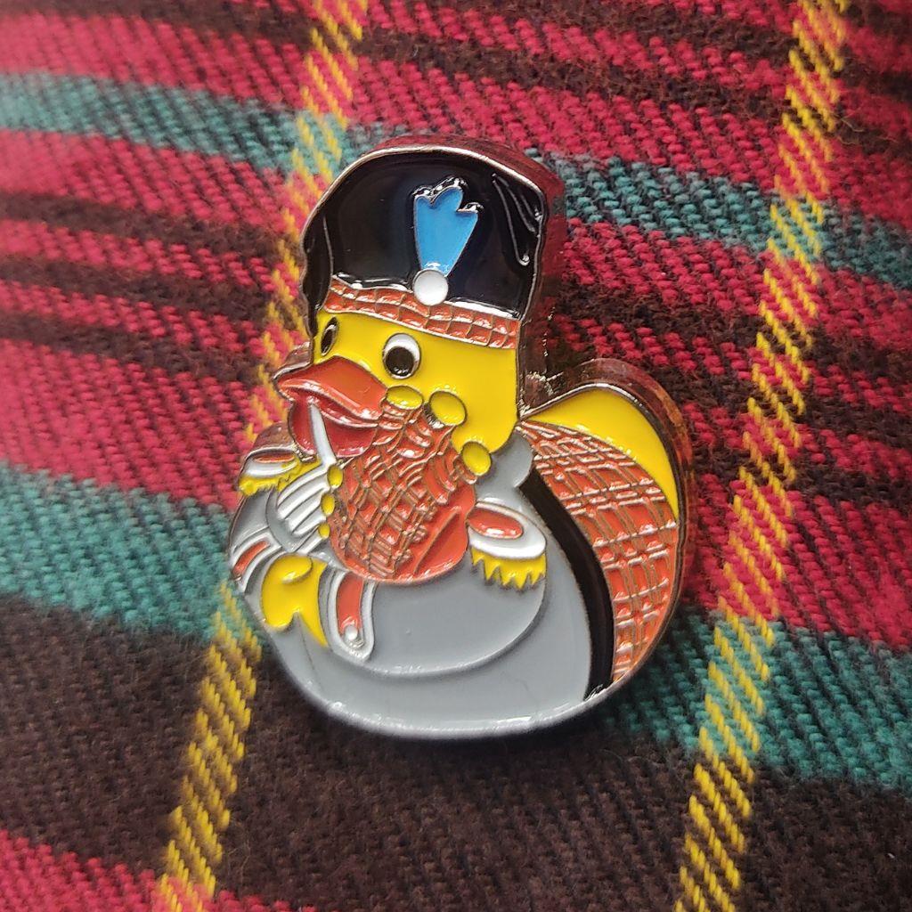 Pin Scotsman Piper Duck